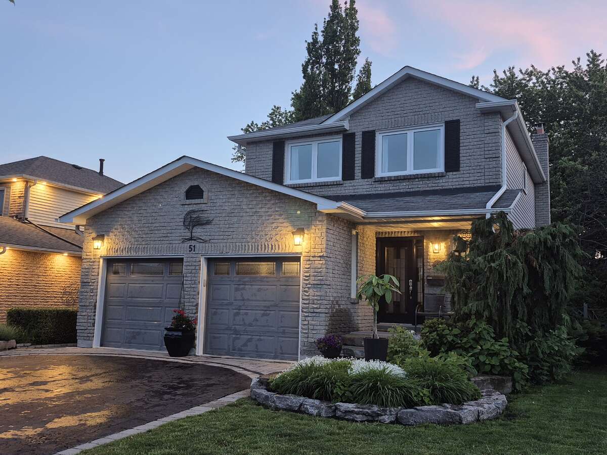 51 Lyndale Crescent