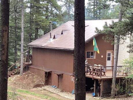 Cottage For Sale in Cypress Hills Provincial Park, SK - 5 bdrm, 1 bath (139 Ben Vannoch Dr.)